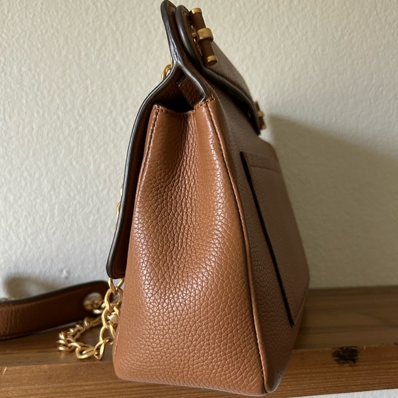 🎉Host pick!🎉{Tory Burch} Britten Flap Shoulder bag - Picture 7 of 11